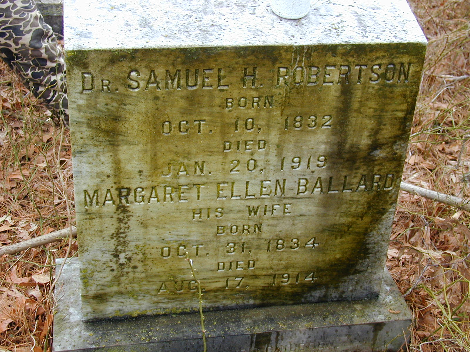 Shared gravestone of Dr. Samuel H. Robertson and Margaret Ellen Ballard Robertson