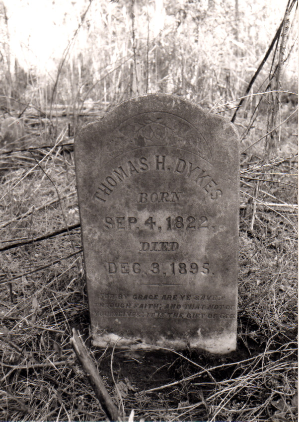 Gravestone of Thomas H. Dykes