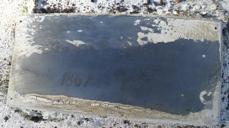Gravestone: Samuel P. Johnson