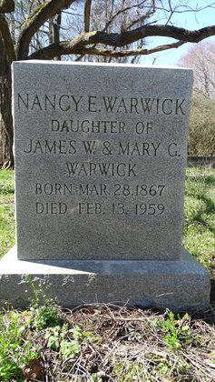 Gravestone of Nancy E. Warwick (1867–1959)