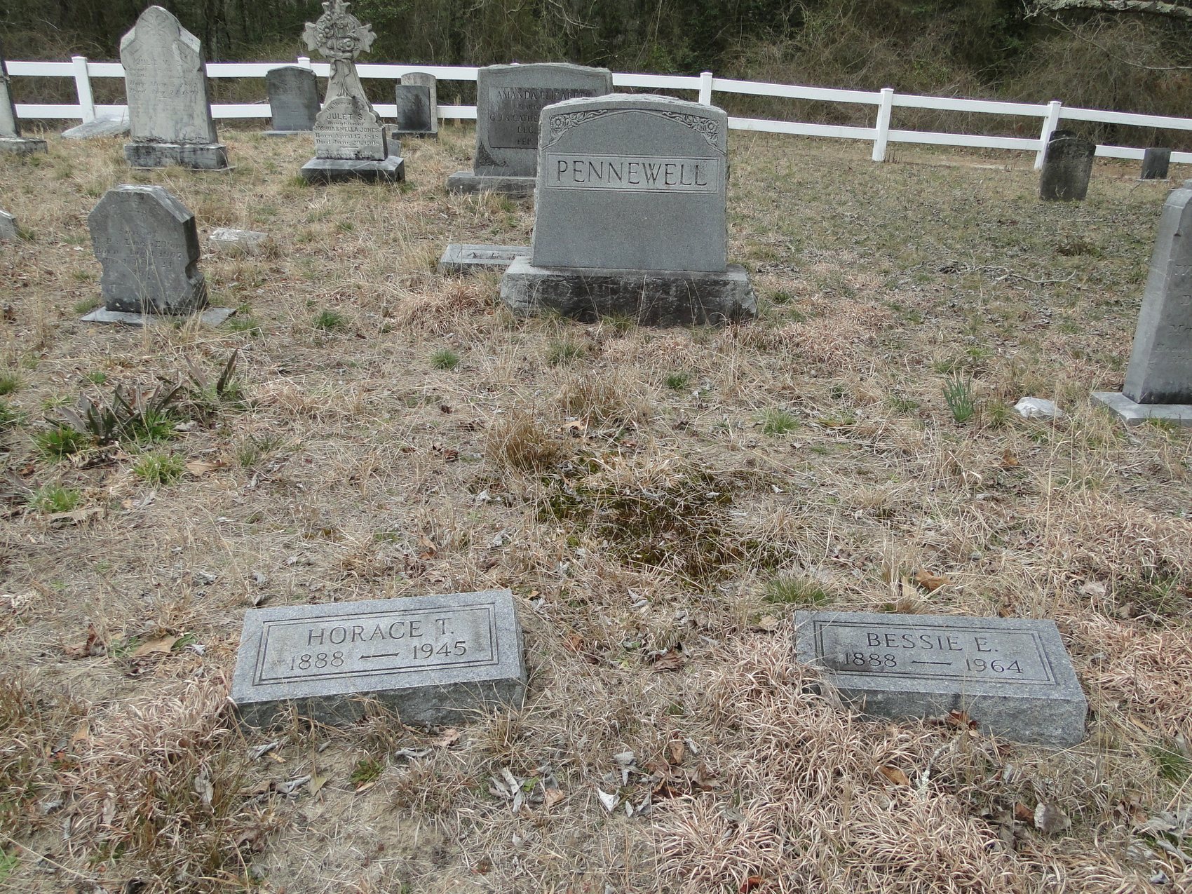 Pennewell, Horace T. & Bessie E.